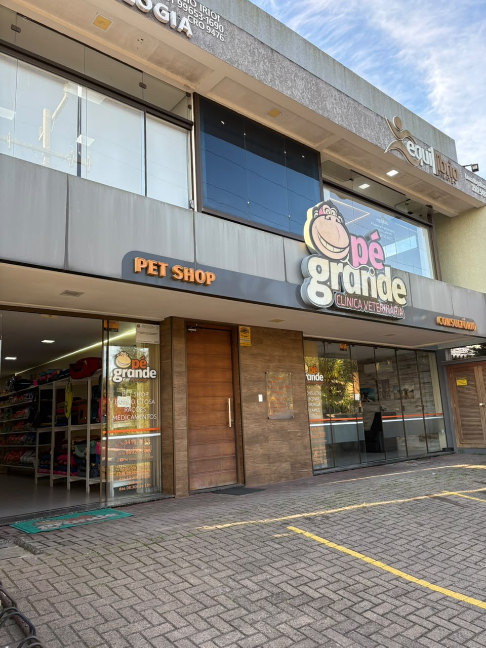 Fachada do Pet Shop Pé Grande